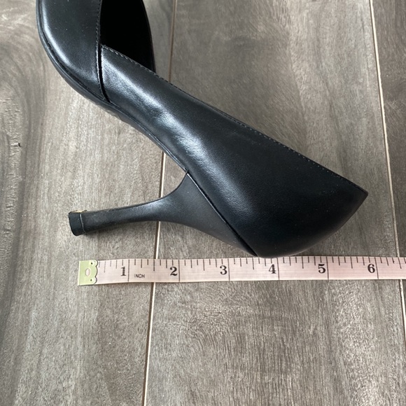 Women’s BCBGirls pointed black heels - Picture 9 of 11